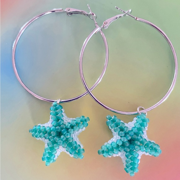 3D BEADED STARFISH HOOP EARRINGS- TEAL - Picture 1 of 3